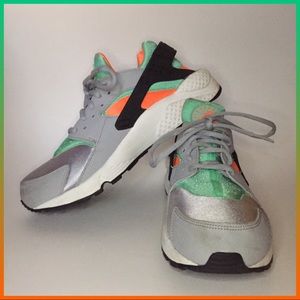 Nike Air Huarache Miami limited edition sneakers